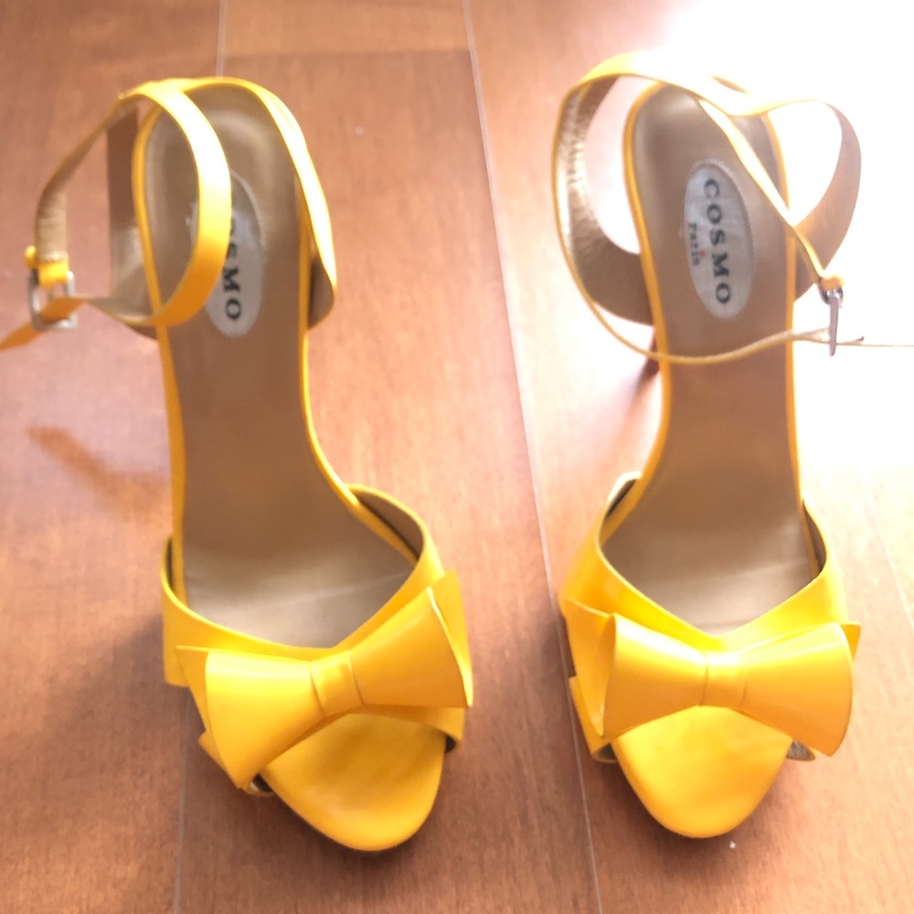 Gorgeous Cosmo sandals